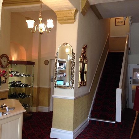 Grand Ash Hotel Llandudno Extérieur photo