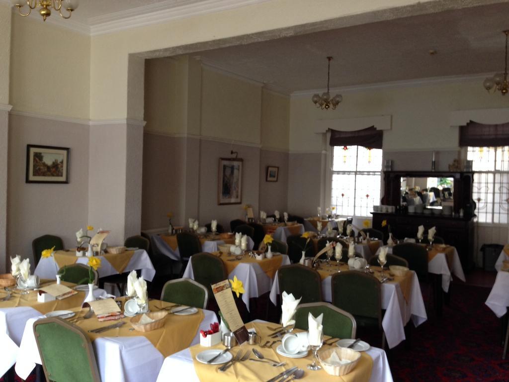 Grand Ash Hotel Llandudno Extérieur photo