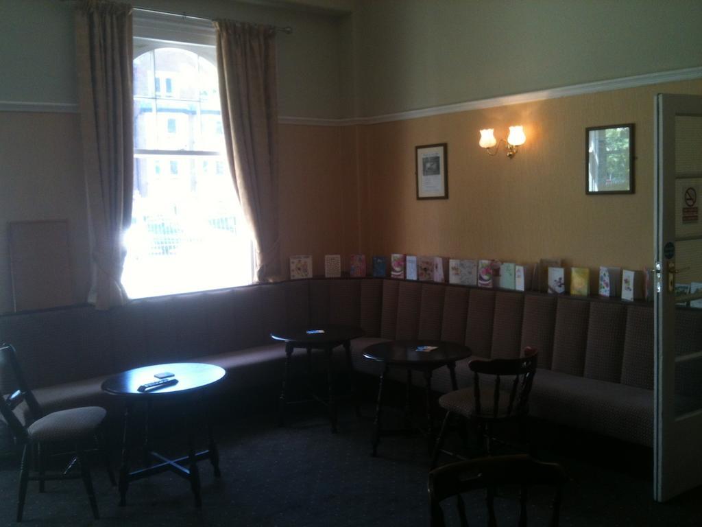 Grand Ash Hotel Llandudno Extérieur photo