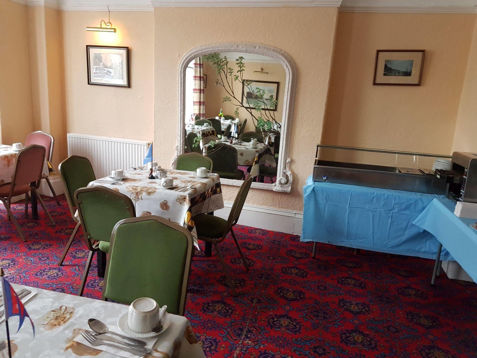 Grand Ash Hotel Llandudno Extérieur photo